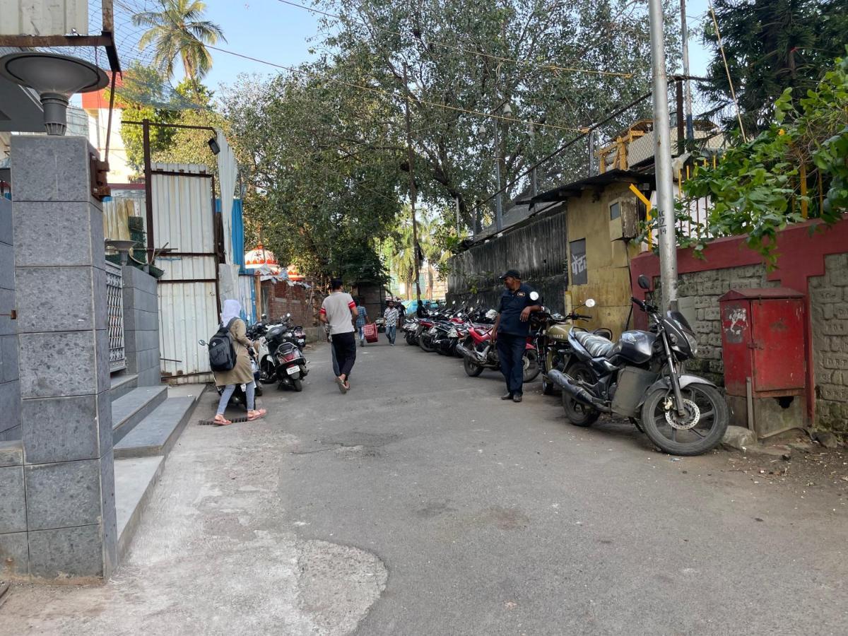 Osi Apartments Bandra West Βομβάη Εξωτερικό φωτογραφία