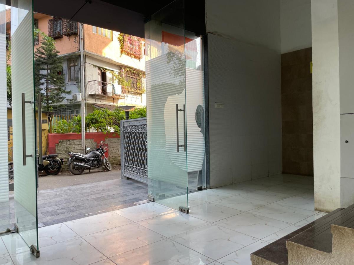 Osi Apartments Bandra West Βομβάη Εξωτερικό φωτογραφία